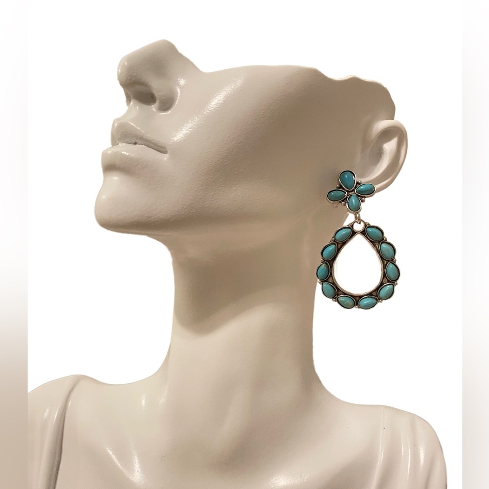 Teardrop FauxTurquoise earrings - Picture 1 of 1